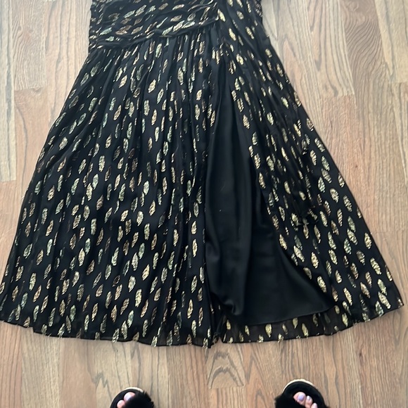 NWT! shoshanna embroidered strapless gown. - Picture 3 of 5